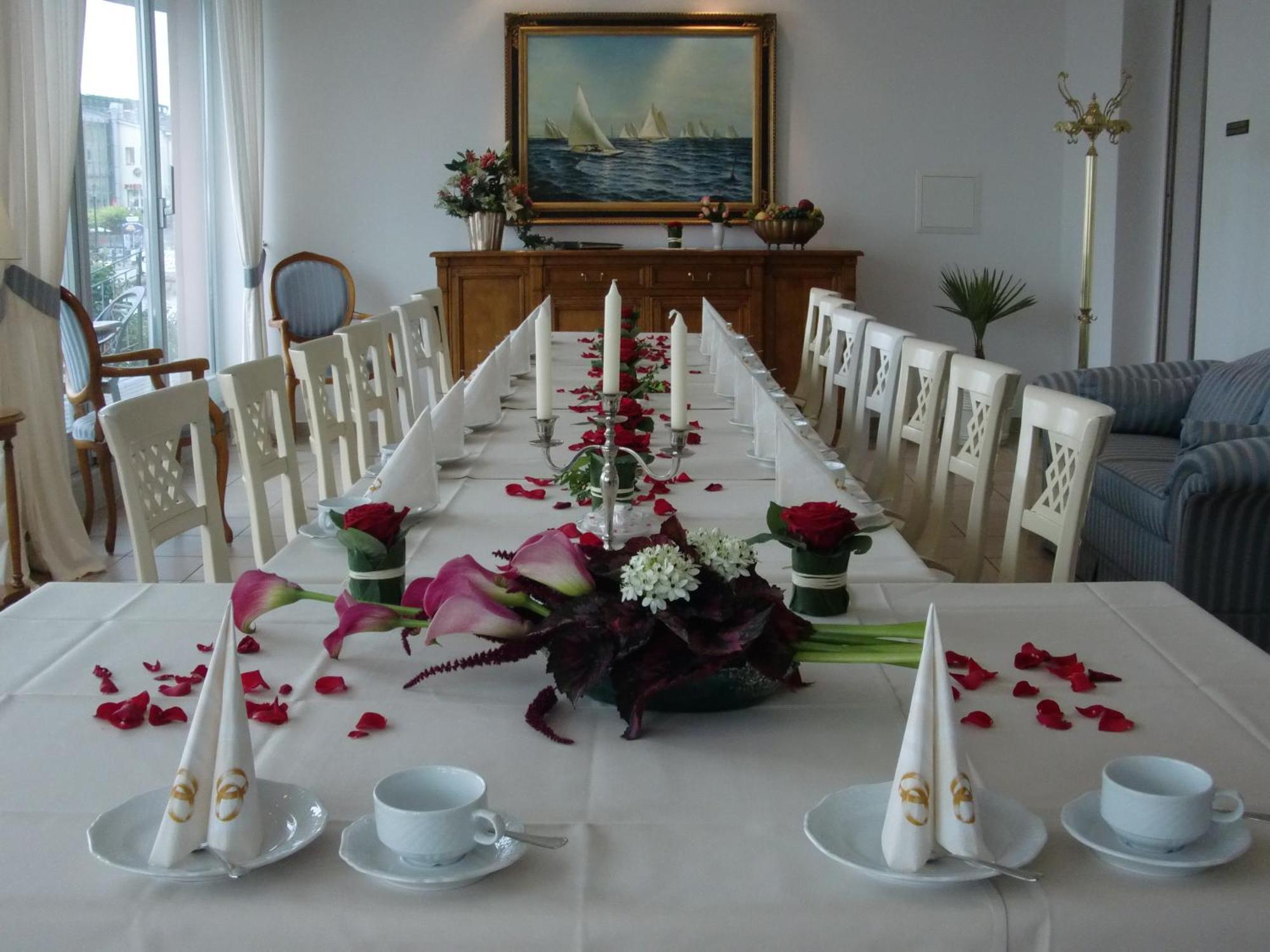 Hotel Am Yachthafen Waren  Extérieur photo